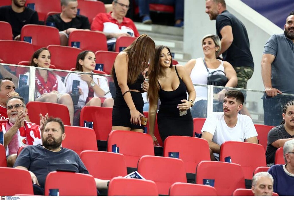 Ολυμπιακός-Κράσνονταρ: «Καυτές» παρουσίες στο «Γ. Καραϊσκάκης» (photos)