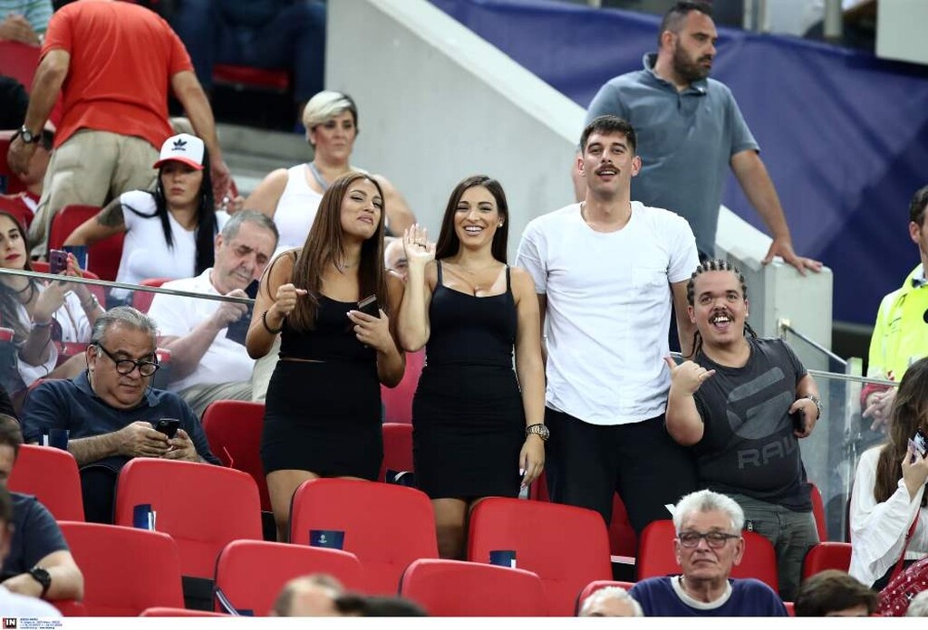 Ολυμπιακός-Κράσνονταρ: «Καυτές» παρουσίες στο «Γ. Καραϊσκάκης» (photos)