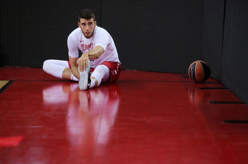 Ολυμπιακός: Όσα δεν είδατε στην επίσημη «πρώτη» (video+photos)