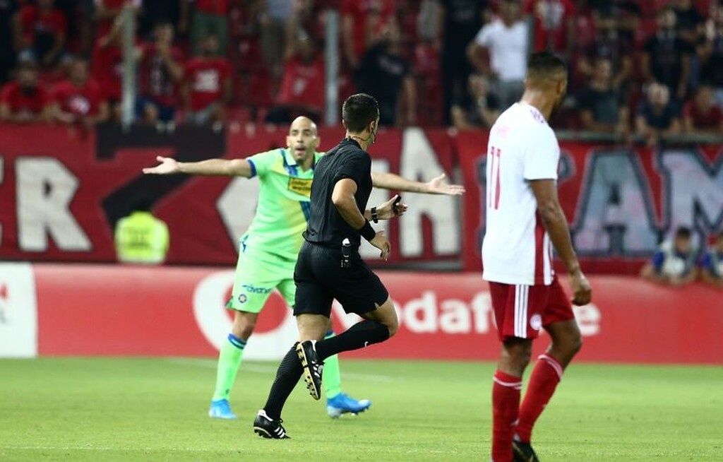 Ολυμπιακός – Αστέρας Τρίπολης: Η φάση με το VAR που άναψε… φωτιές (video+photos)