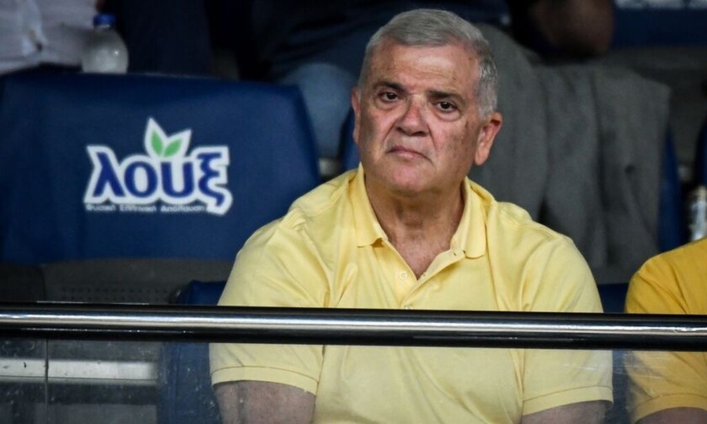 Ο Δημήτρης Μελισσανίδης είναι αποφασισμένος να αλλάξει τα πάντα στο ποδοσφαιρικό τμήμα της ΑΕΚ.