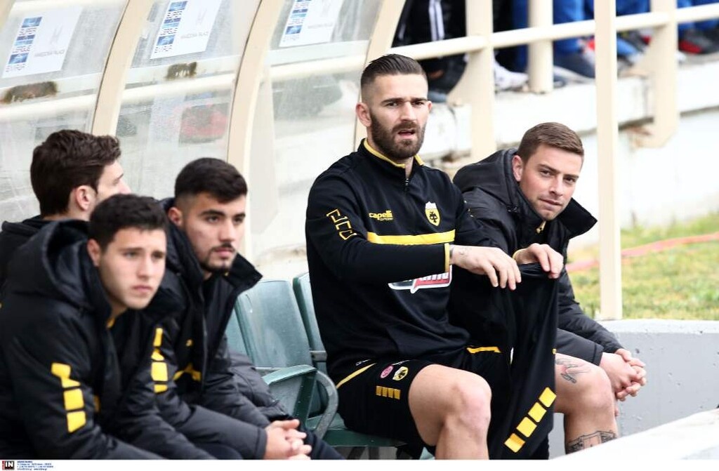 AEK: Έφυγε ο Καρντόσο, επιστρέφει ο Τσόσιτς