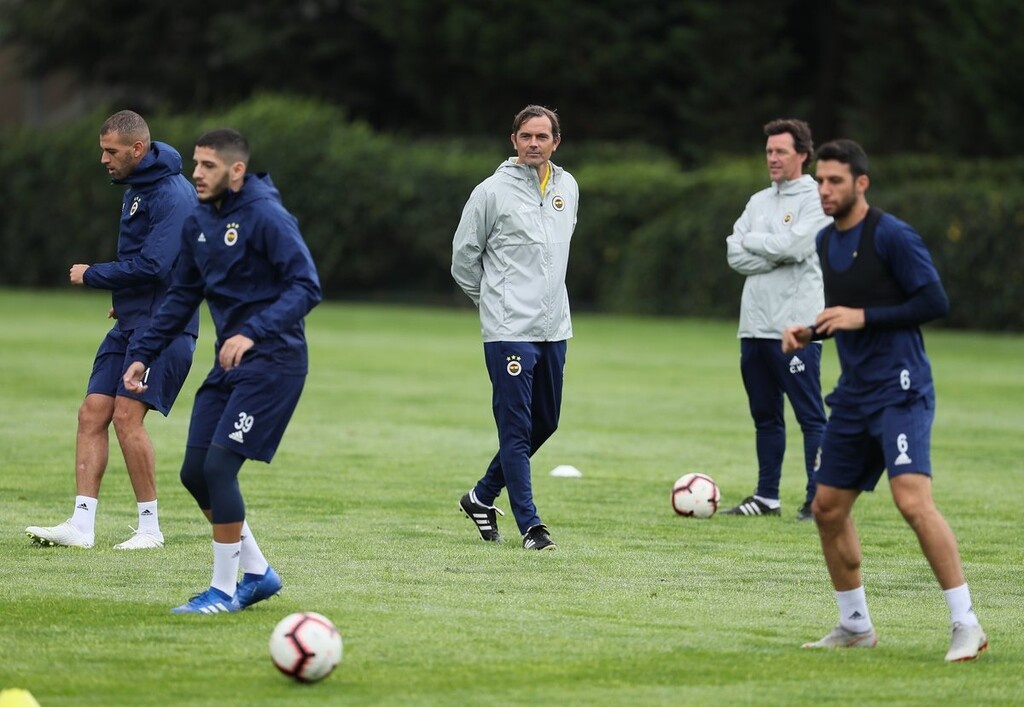 Έσκασε η πρώτη «βόμβα»: Έκλεισε Μπενζιά ο Ολυμπιακός! (video)