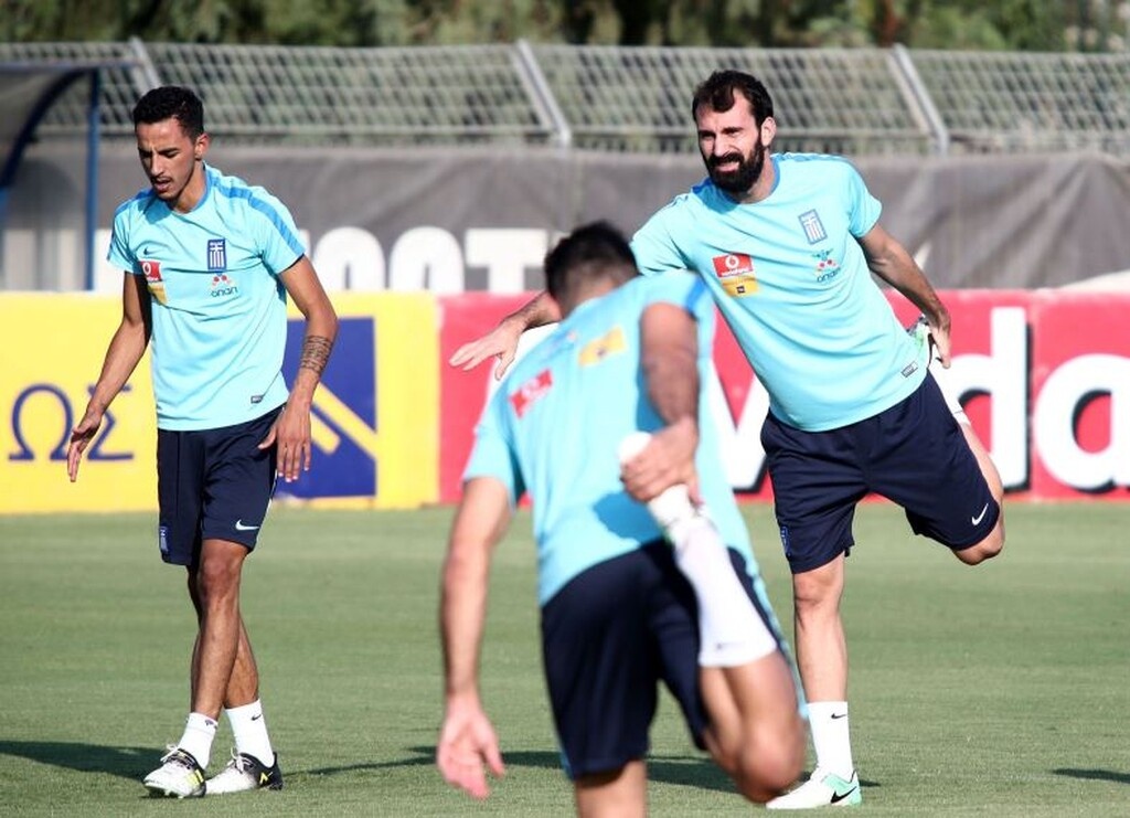 … Γιώργου Κουτρομπή! Ο διεθνής κεντρικός αμυντικός και πρώην αρχηγός του Παναθηναϊκού είναι ελεύθερος και βρίσκεται πολύ κοντά στην επιστροφή του στο ελληνικό πρωτάθλημα.