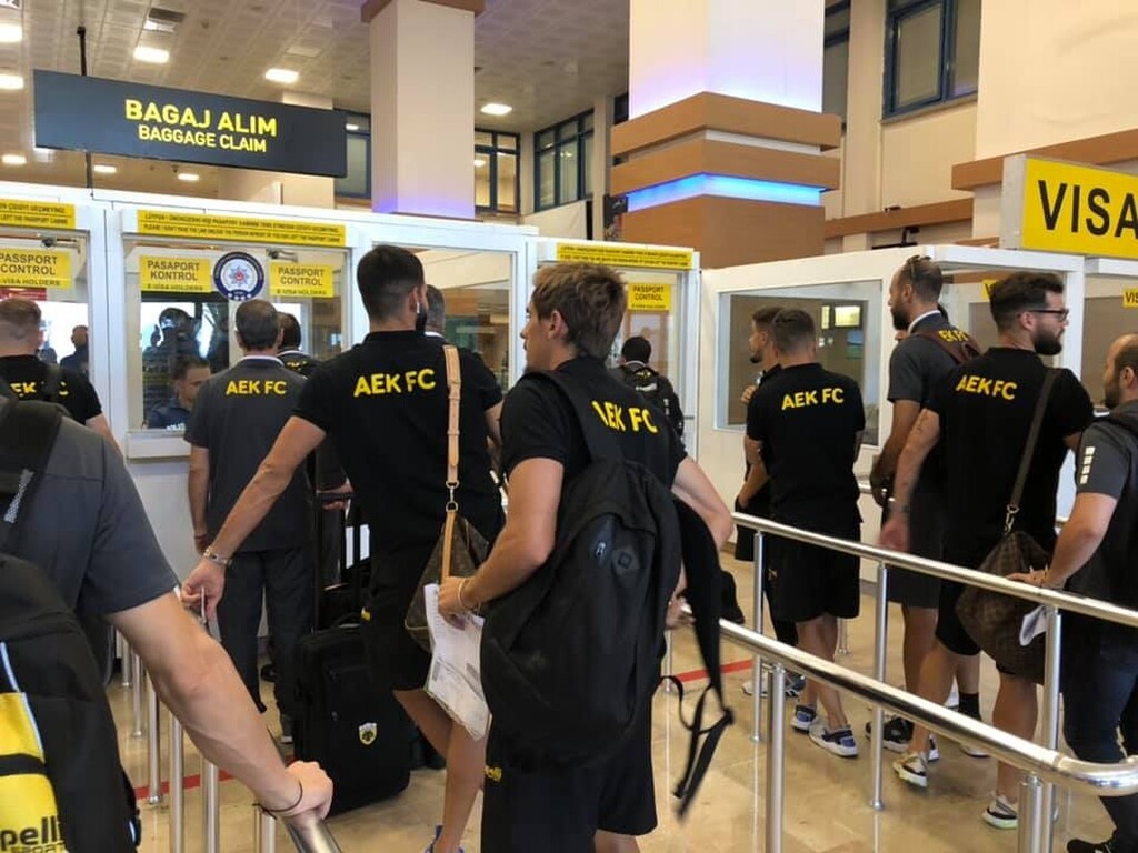 ΑΕΚ: Έφτασε Τραπεζούντα η αποστολή (photos+video)