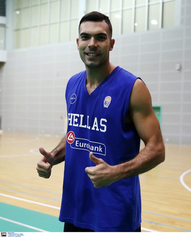 Eθνική Ανδρών: Προπονήθηκε με την ομάδα ο Σλούκας (photos)