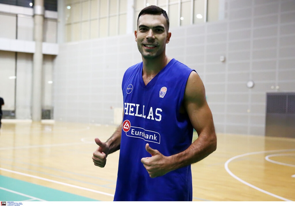 Eθνική Ανδρών: Προπονήθηκε με την ομάδα ο Σλούκας (photos)