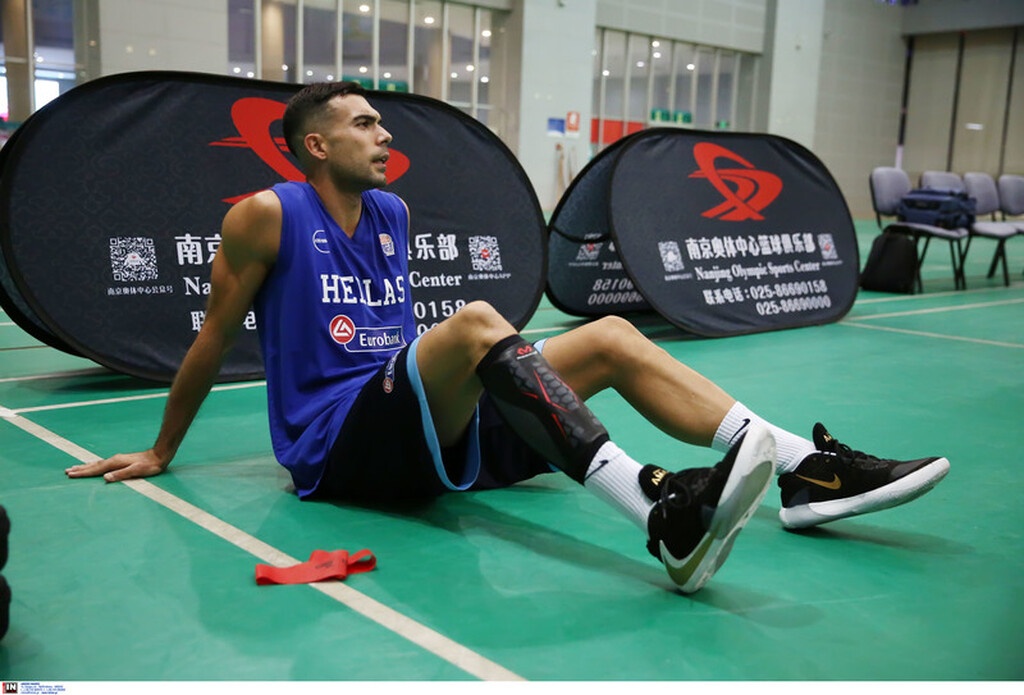 Eθνική Ανδρών: Προπονήθηκε με την ομάδα ο Σλούκας (photos)