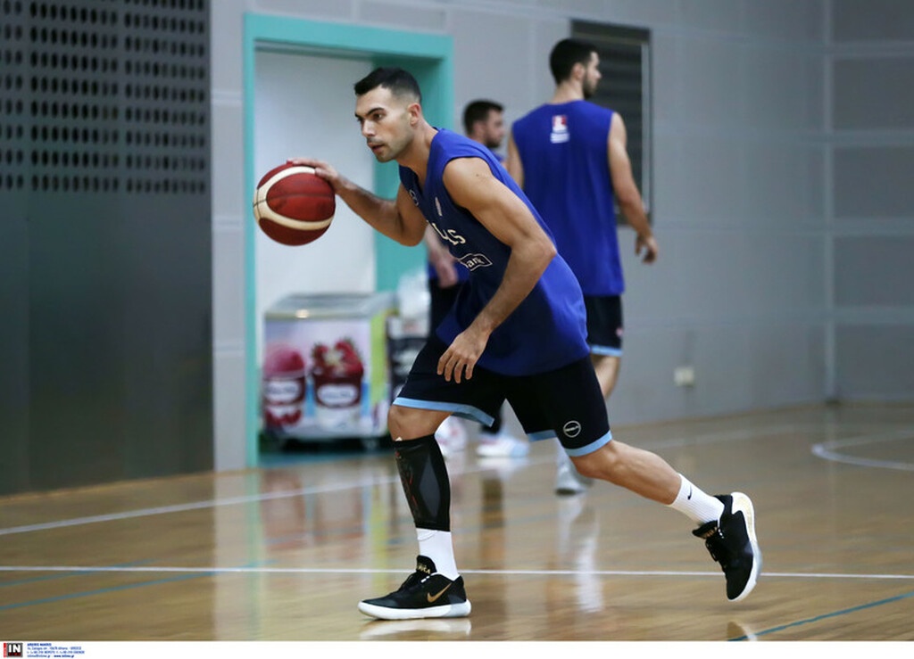 Eθνική Ανδρών: Προπονήθηκε με την ομάδα ο Σλούκας (photos)