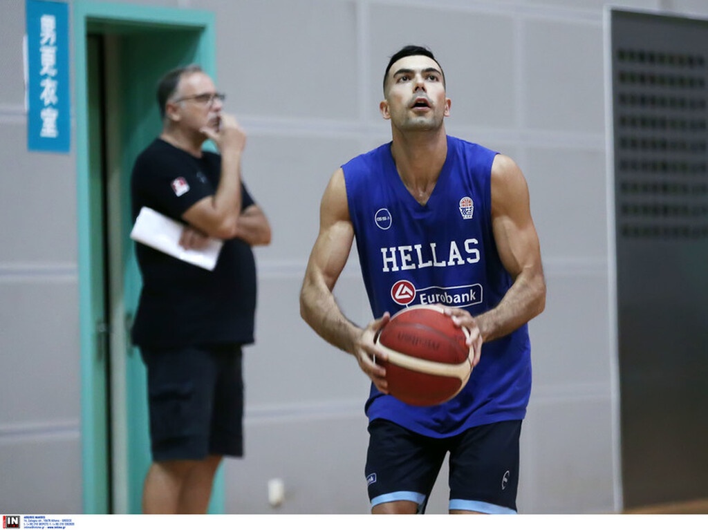 Eθνική Ανδρών: Προπονήθηκε με την ομάδα ο Σλούκας (photos)