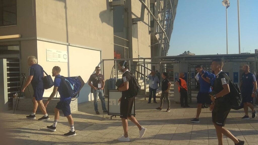 ΠΑΟΚ-Σλόβαν Μπρατισλάβας: Συνοδεία Ιβάν Σαββίδη και «ντόπες» στην Τούμπα (photos&vid)