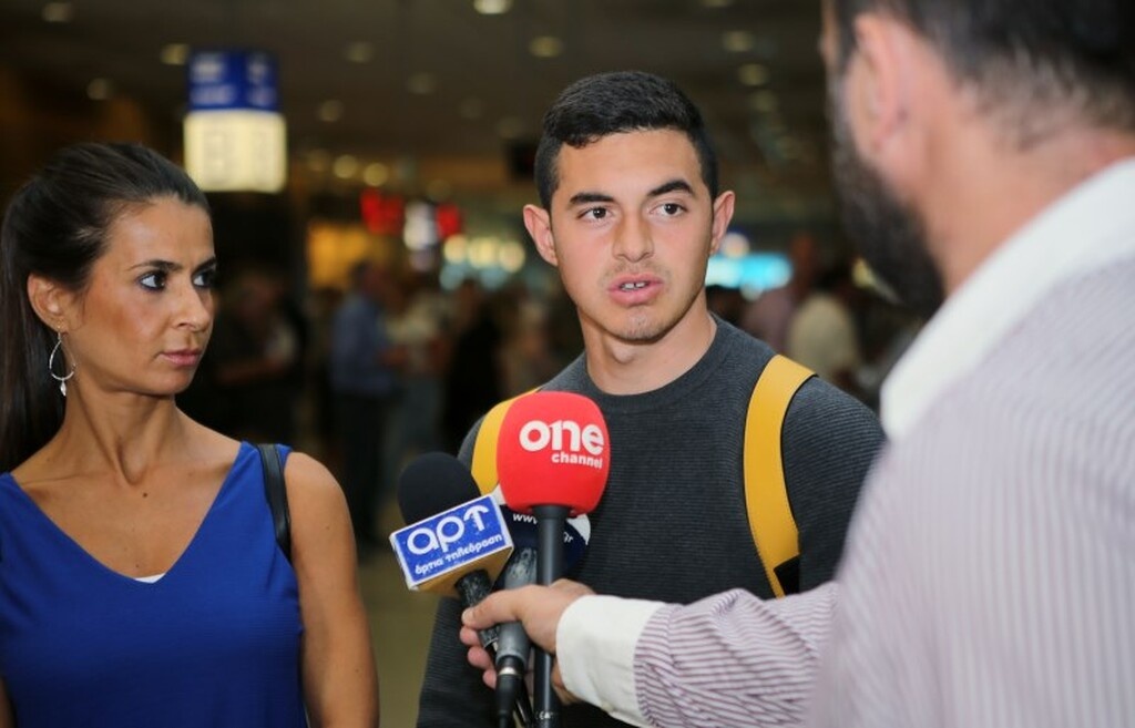 Λοβέρα: «Έχω μεγάλα όνειρα με τον Ολυμπιακό» (photos)