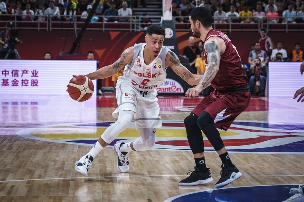 Πολωνία-Βενεζουέλα 80-69: Βήμα πρόκρισης για τους Πολωνούς