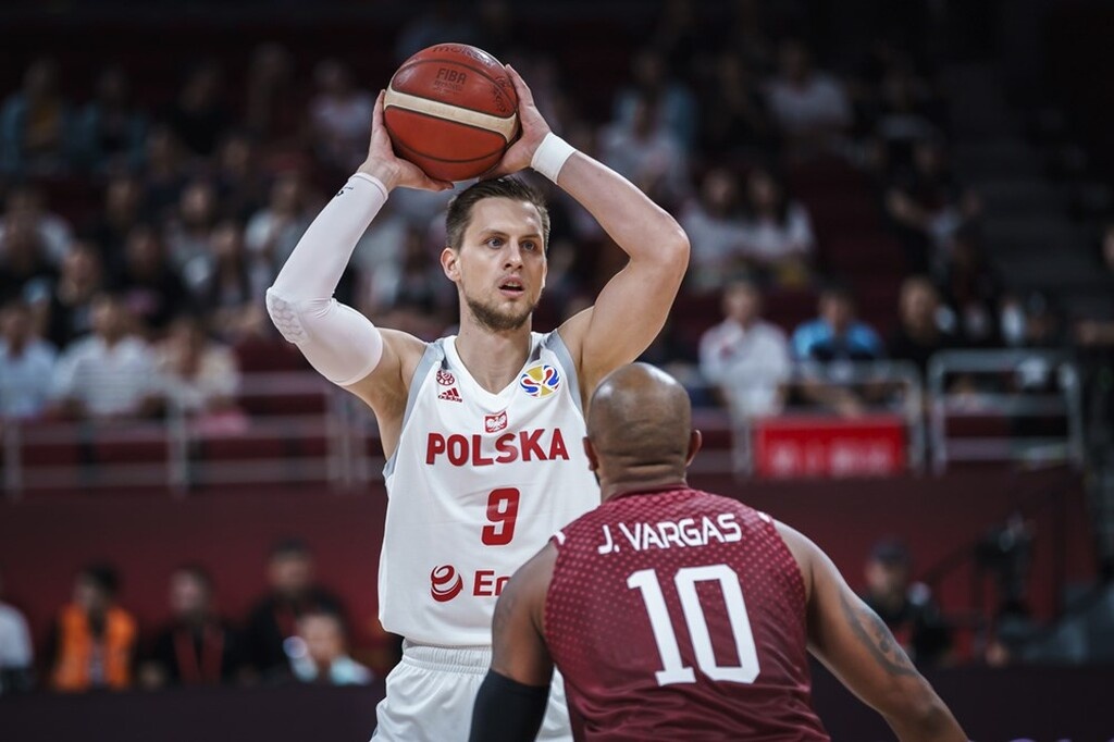 Πολωνία-Βενεζουέλα 80-69: Βήμα πρόκρισης για τους Πολωνούς
