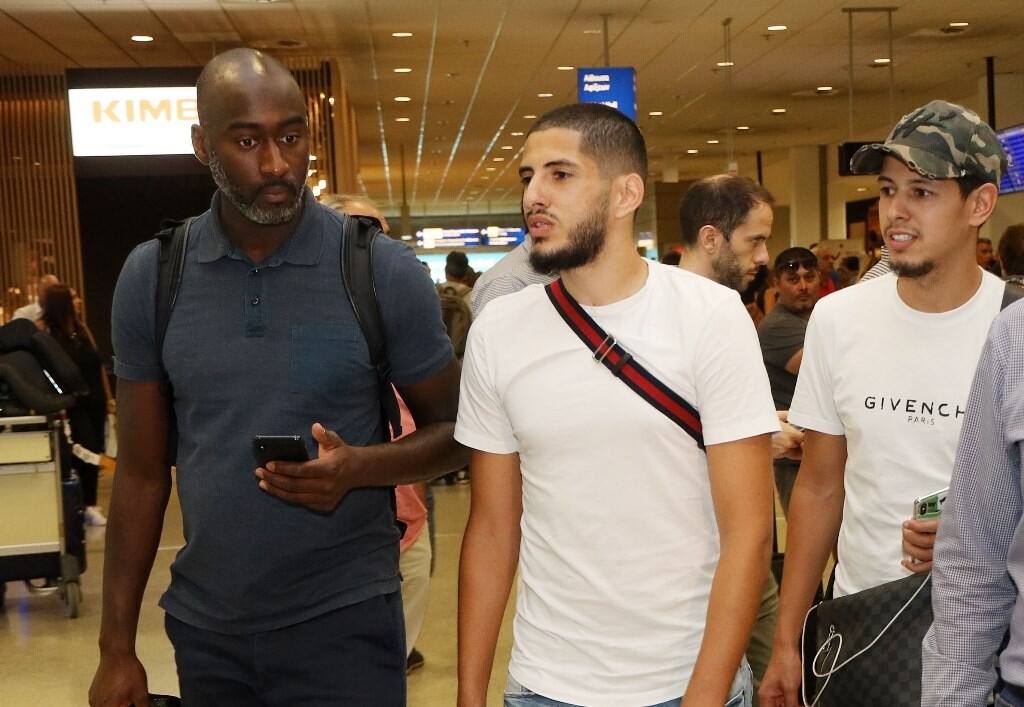 Ολυμπιακός: Ανακοίνωσε και Μπενζιά (photos)
