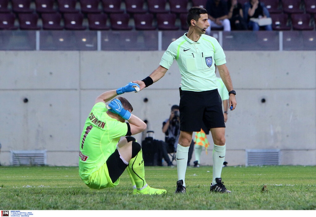 ΑΕΛ-Ολυμπιακός 0-1: «Διπλό» με VAR, Βαλμπουενά και «φωνές»! (photos&video)