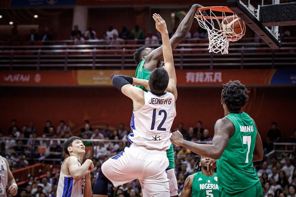 Ν. Κορέα-Νιγηρία 66-108: Ξέσπασμα από Νιγηρία (photos)