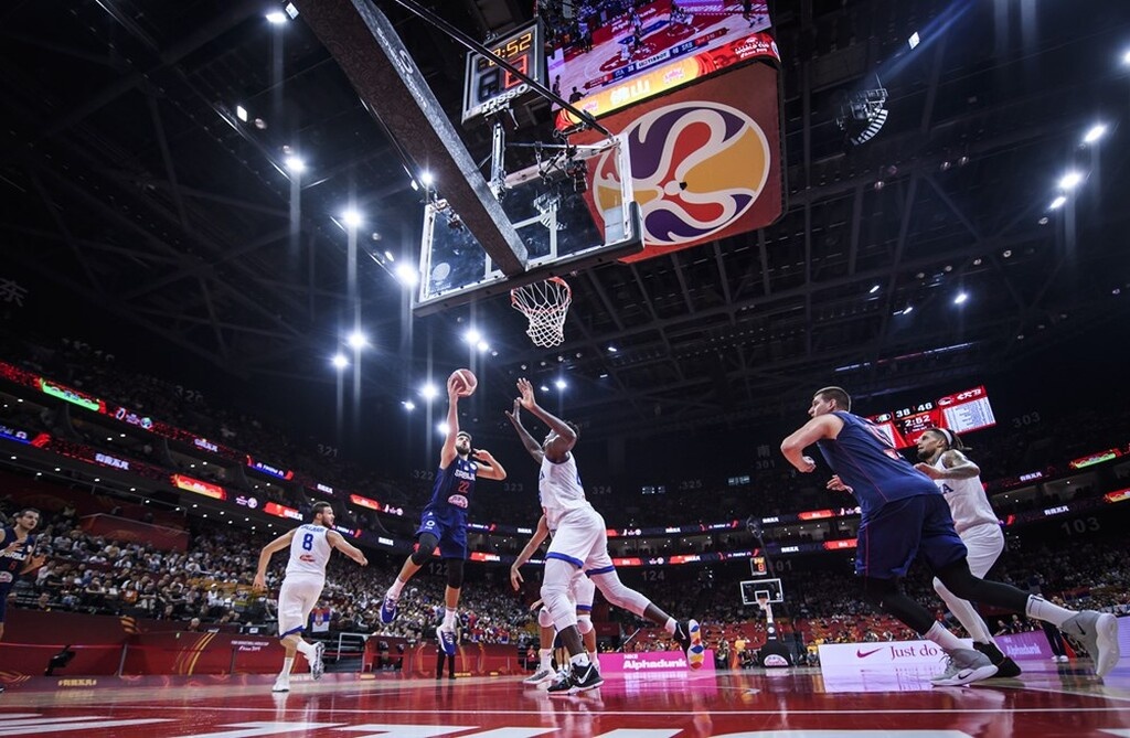 Ιταλία - Σερβία 77-92: Τρίποντη εκτέλεση από Μπογκντάνοβιτς (photos)