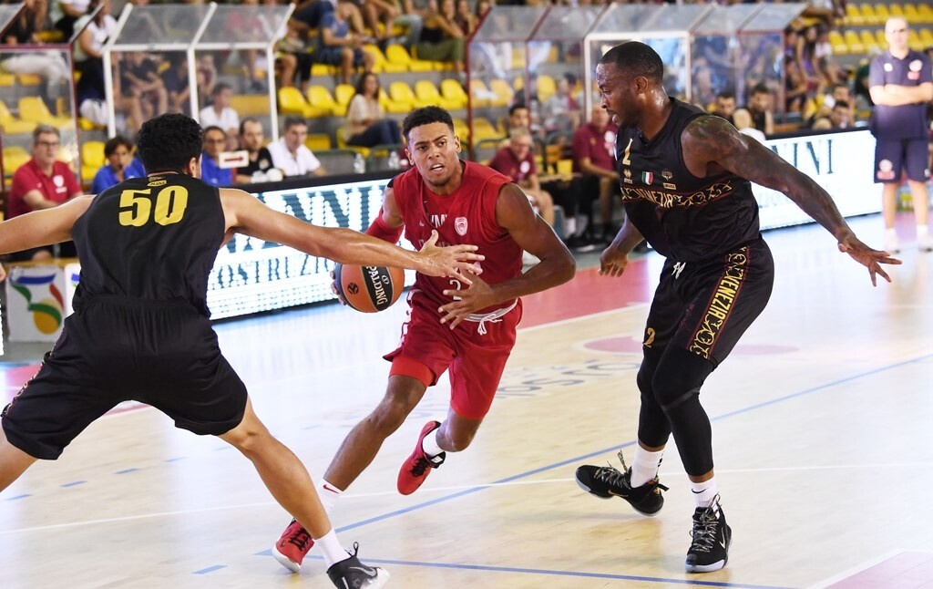 Ολυμπιακός: Νίκησε τη Βενέτσια στο Lucca Tournament (photos)