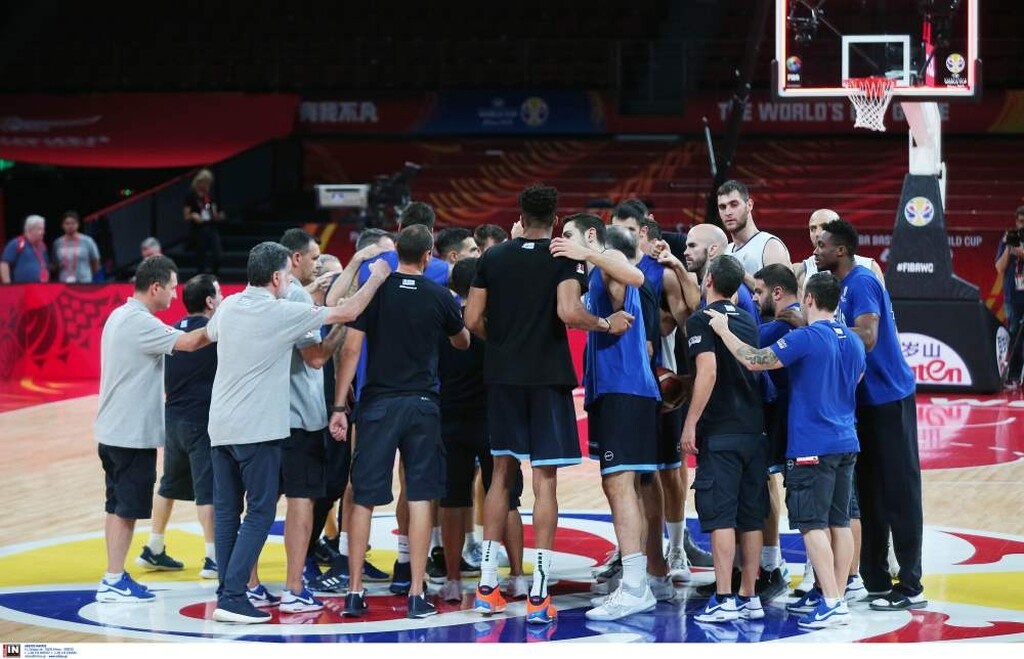 Τσεχία-Ελλάδα: Τα «ρέστα» της για το μαγικό «12»! (photos)