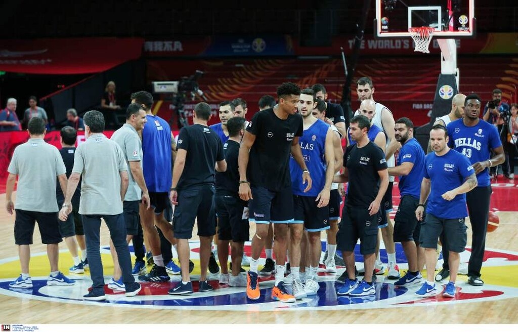 Τσεχία-Ελλάδα: Τα «ρέστα» της για το μαγικό «12»! (photos)