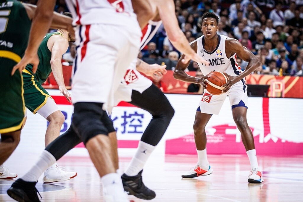 Γαλλία-Αυστραλία 98-100: Ματσάρα και «πρωτιά» για τα «καγκουρό»! (photos)