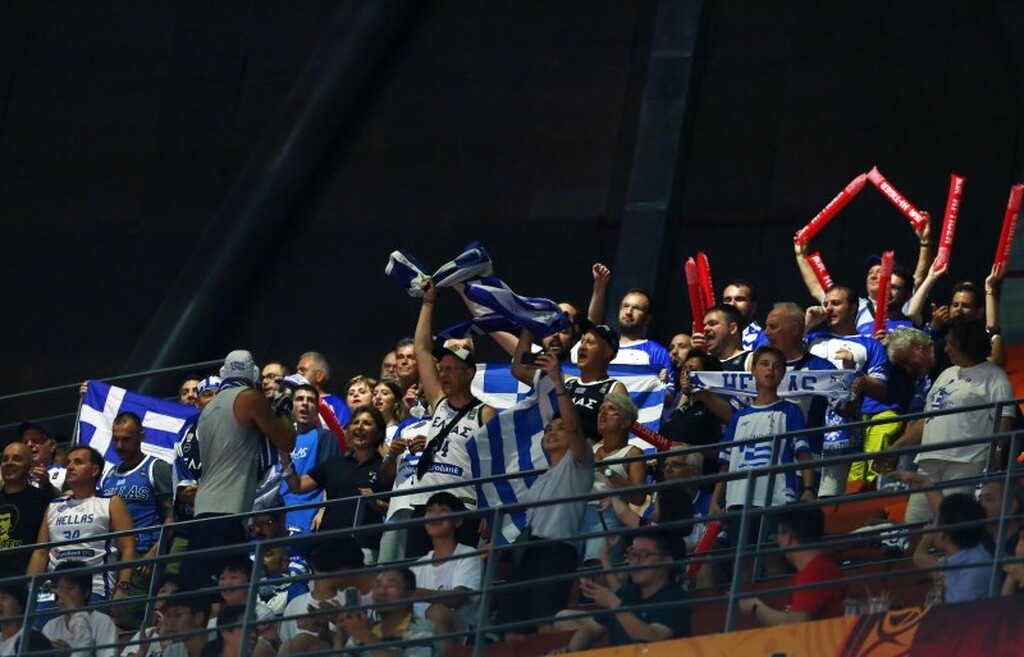 Τσεχία-Ελλάδα: Η κερκίδα της Εθνικής μας (photos)