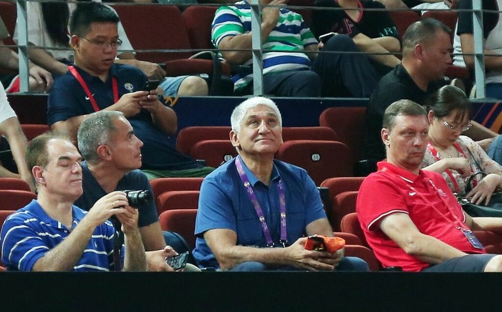 Τσεχία-Ελλάδα: Στο πλευρό της Εθνικής ο Γιαννάκης (photos)