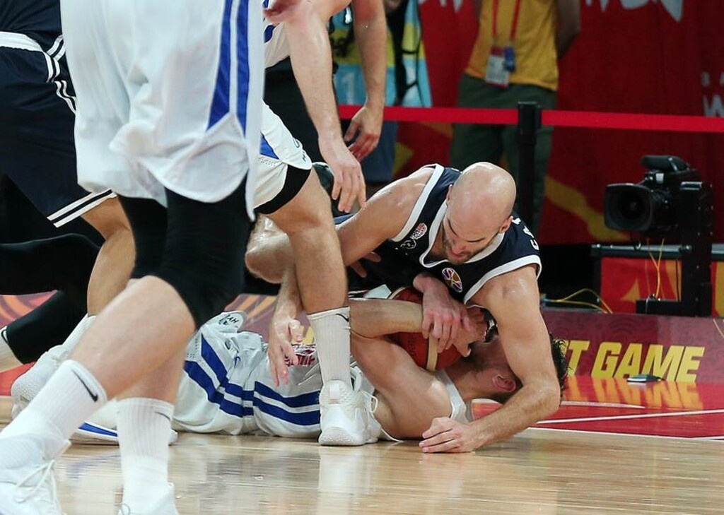 Τσεχία-Ελλάδα: Ένας μαγικός Καλάθης δεν έφτανε (photos)