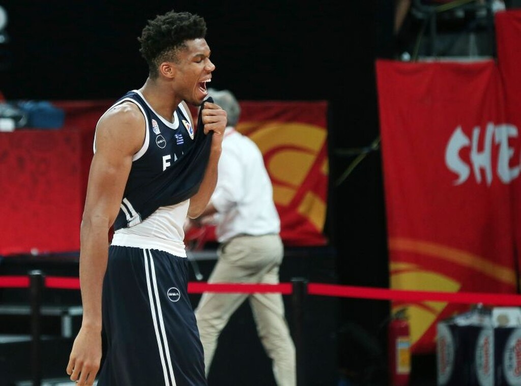 Τσεχία-Ελλάδα: Τα δάκρυα του Μπουρούση και η απογοήτευση των παικτών (photos+video)