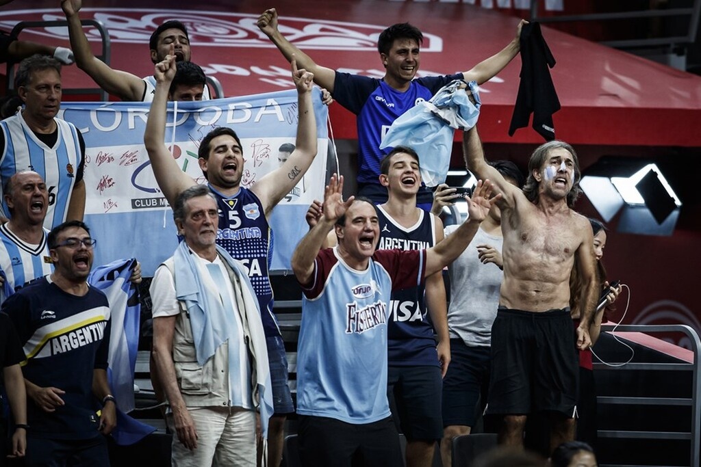 Μουντομπάσκετ 2019: «Τρελό»… πάρτι στα αποδυτήρια της Αργεντινής (video+photos)