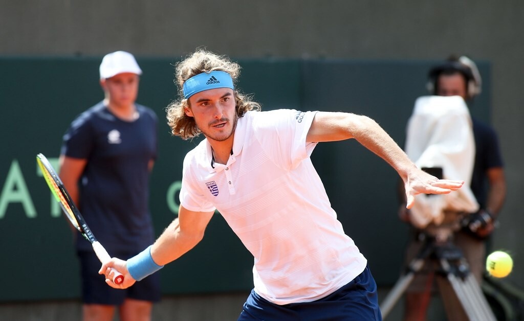 Davis Cup: Άνετο ντεμπούτο για τον Τσιτσιπά (photos+video)