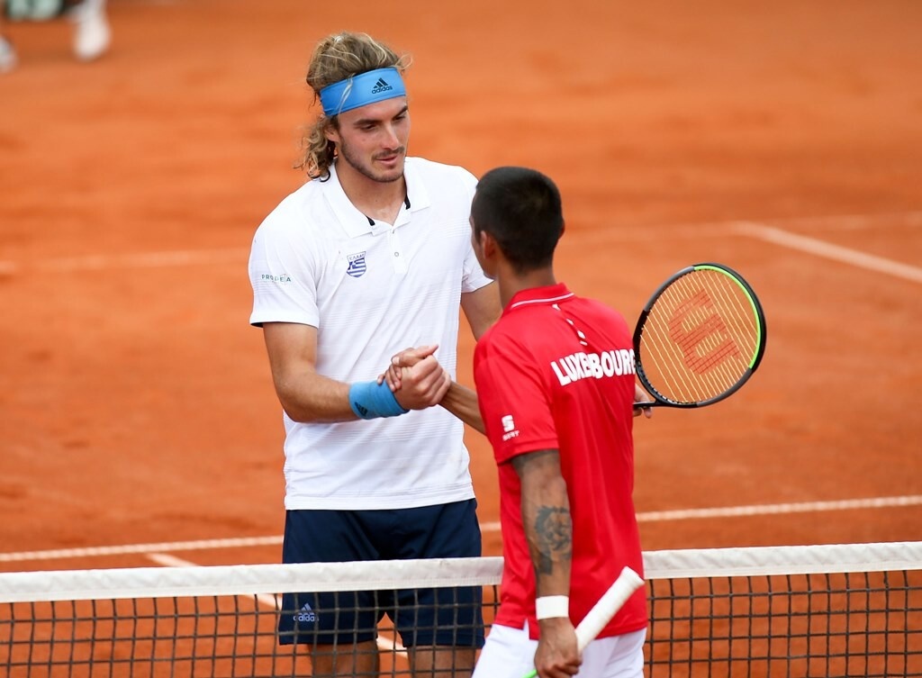 Davis Cup: Άνετο ντεμπούτο για τον Τσιτσιπά (photos+video)