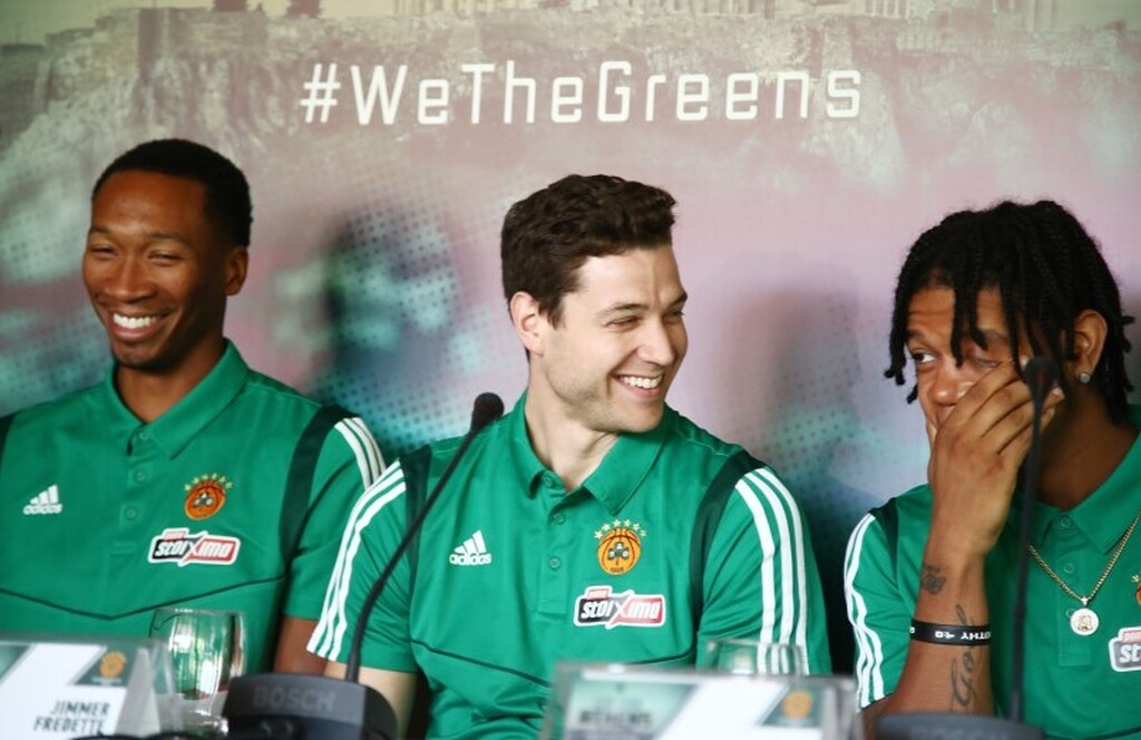 Τα κλικ από την παρουσίαση των παικτών του Παναθηναϊκού στην Ακρόπολη (photos)