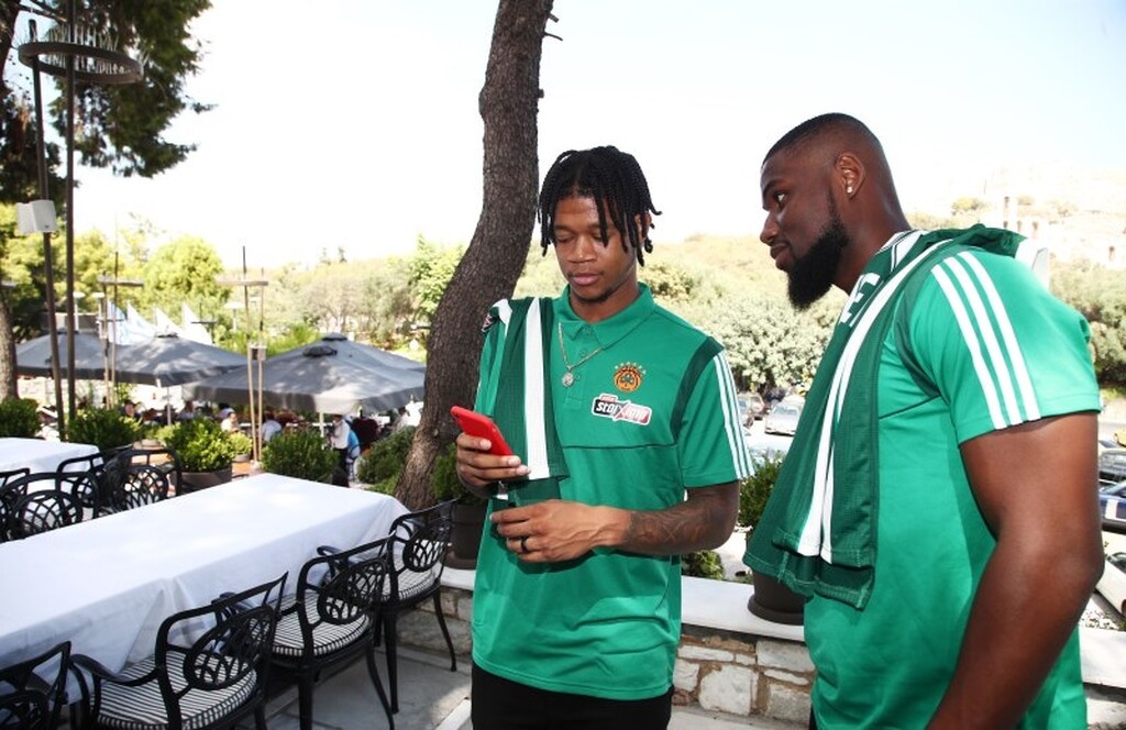 Τα κλικ από την παρουσίαση των παικτών του Παναθηναϊκού στην Ακρόπολη (photos)