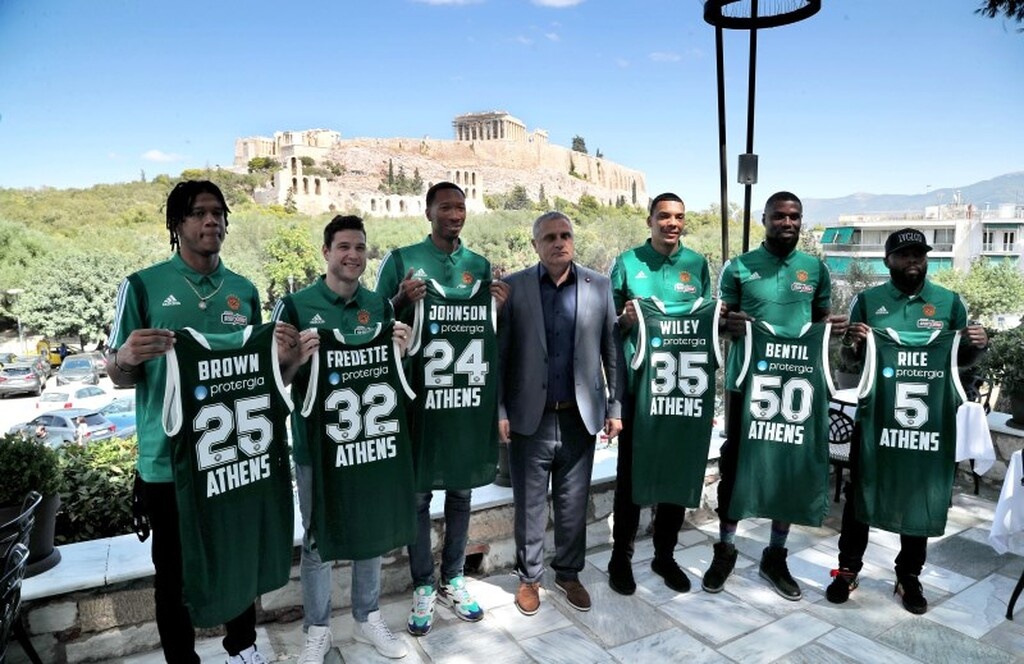 Τα κλικ από την παρουσίαση των παικτών του Παναθηναϊκού στην Ακρόπολη (photos)