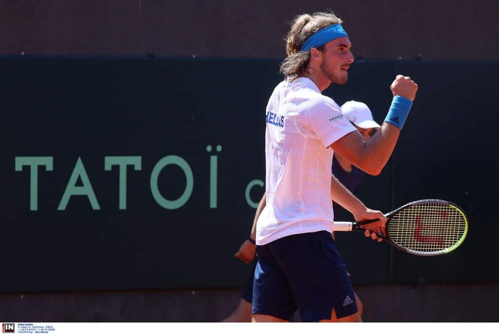 Davis Cup: Με σαρωτικό Τσιτσιπά ισοφάρισε η Ελλάδα