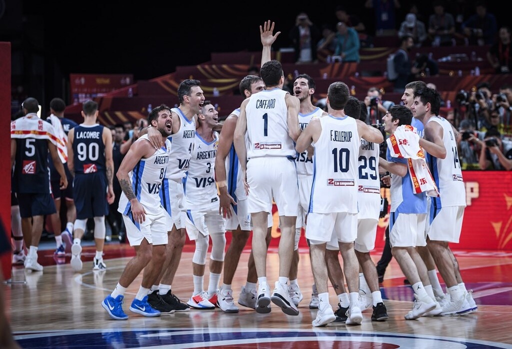 Παγκόσμιο Κύπελλο Μπάσκετ 2019: Το τρελό πάρτι της Αργεντινής (video+photos)