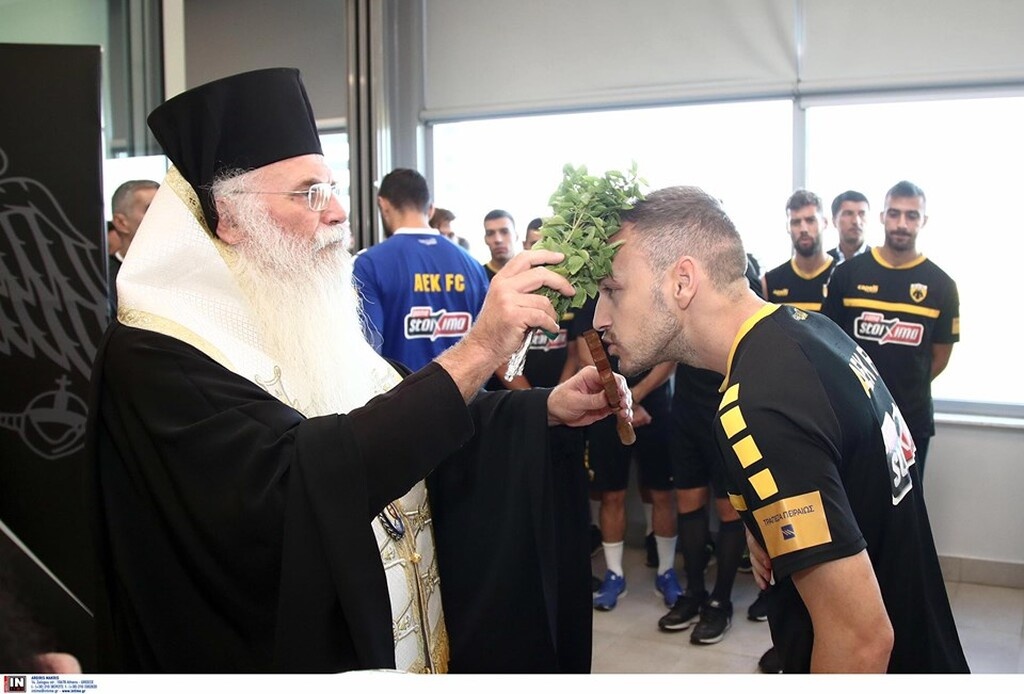 ΑΕΚ: Αγιασμός στα Σπάτα (photos)