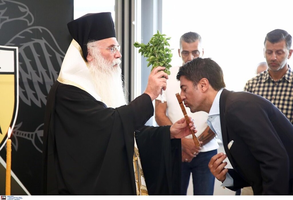 ΑΕΚ: Αγιασμός στα Σπάτα (photos)