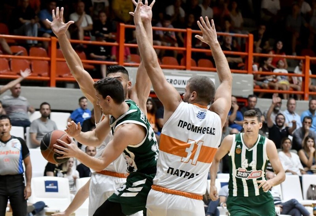 Ξανά δίπλα στον Παναθηναϊκό ο κόσμος στην Πάτρα (photos)