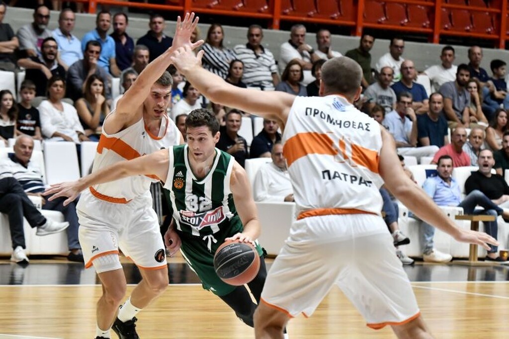 Ξανά δίπλα στον Παναθηναϊκό ο κόσμος στην Πάτρα (photos)