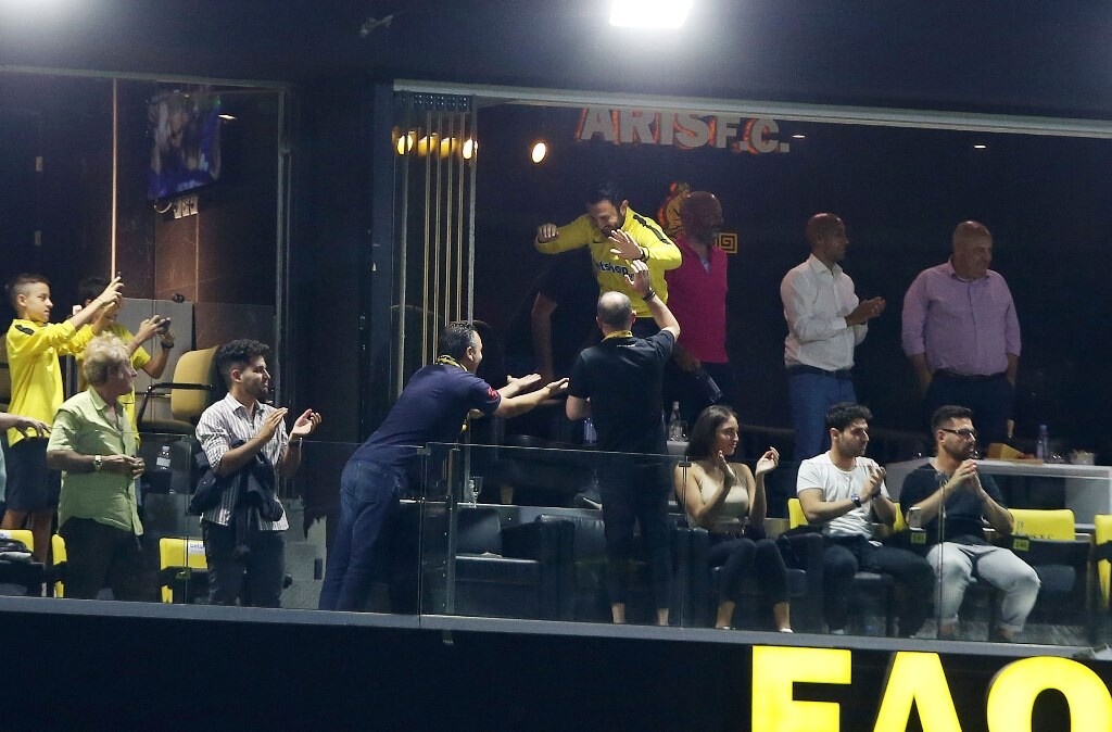 Άρης-Παναθηναϊκός: Έξαλλοι πανηγυρισμοί Καρυπίδη (photos)