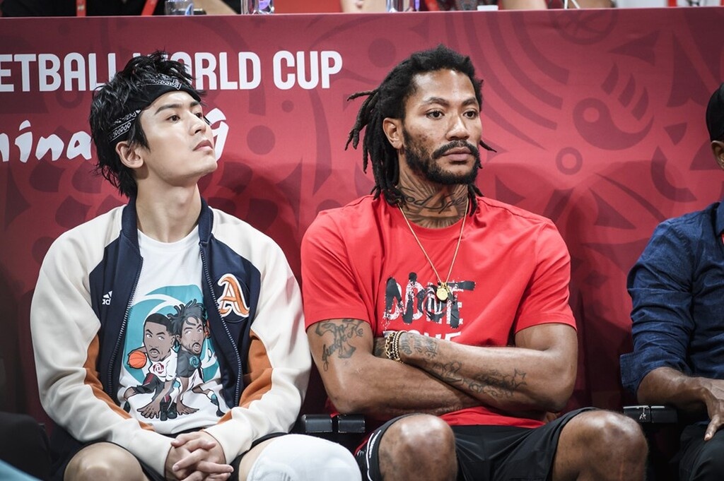 Παγκόσμιο Κύπελλο Μπάσκετ 2019: Υψηλές παρουσίες στον τελικό (photos)