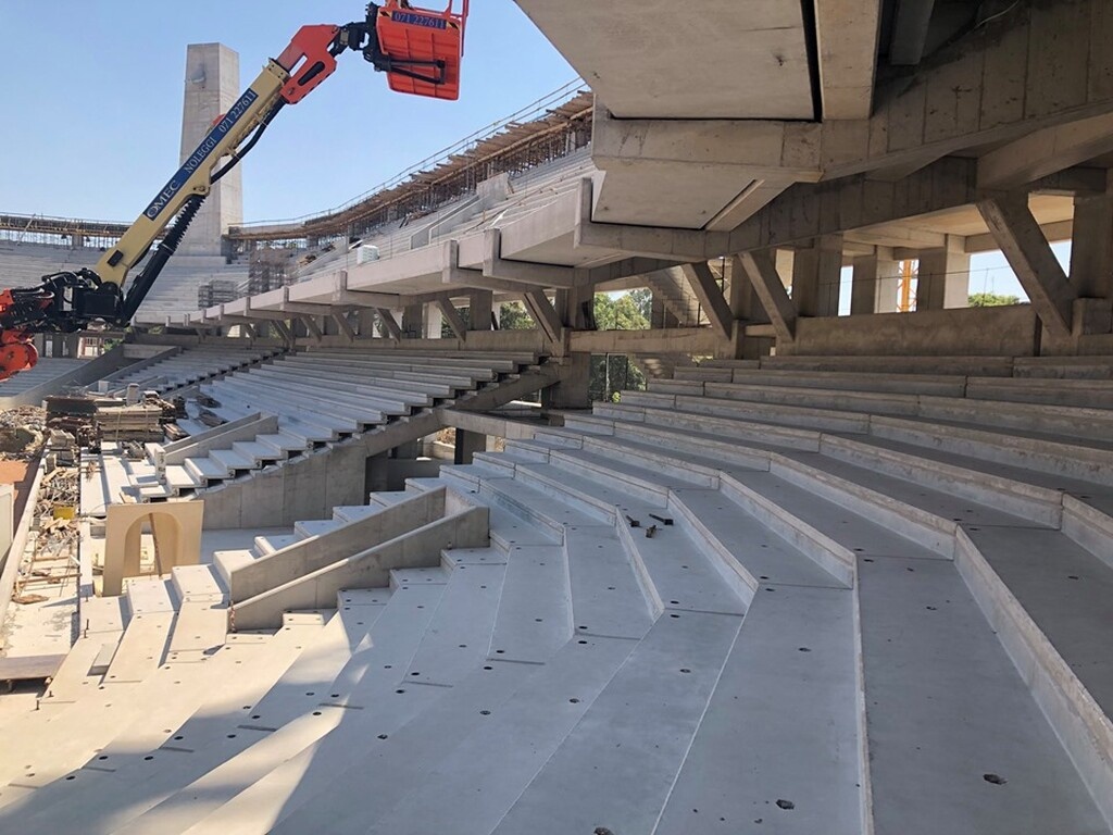 ΑΕΚ: Έτοιμη και η παλιά σκεπαστή (photos)
