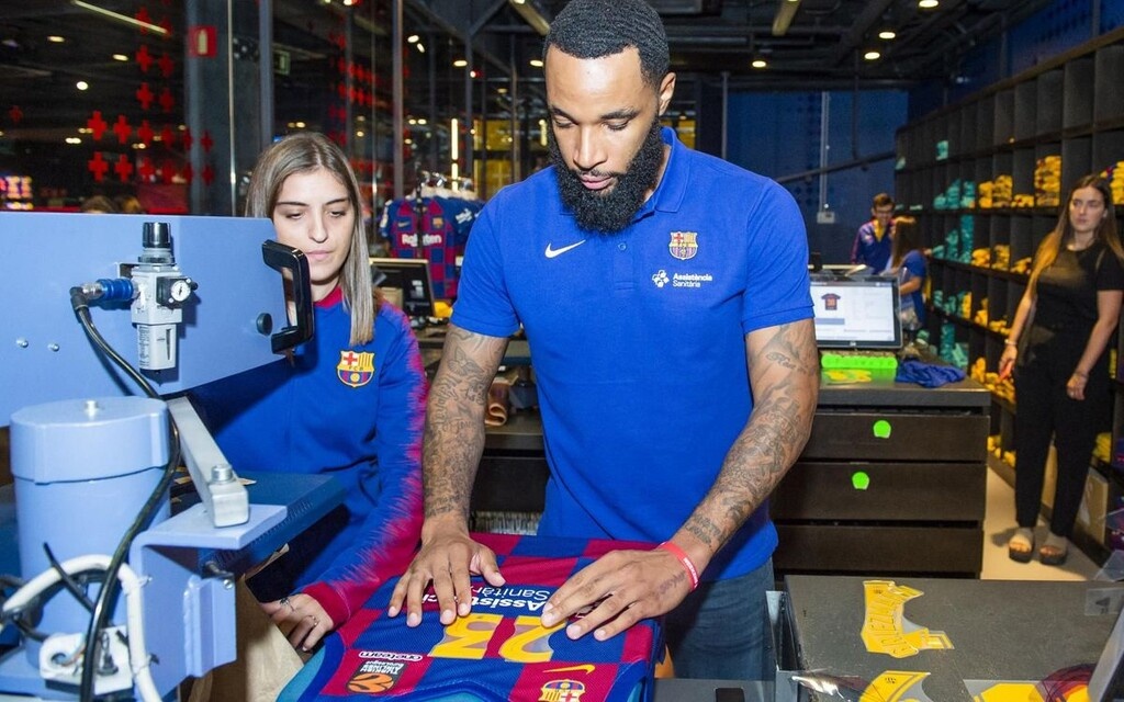 Ντιλέινι: «Να γίνω ο νέος ηγέτης της Μπαρτσελόνα» (video+photos)