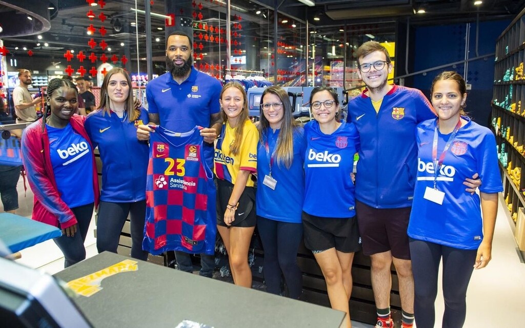 Ντιλέινι: «Να γίνω ο νέος ηγέτης της Μπαρτσελόνα» (video+photos)