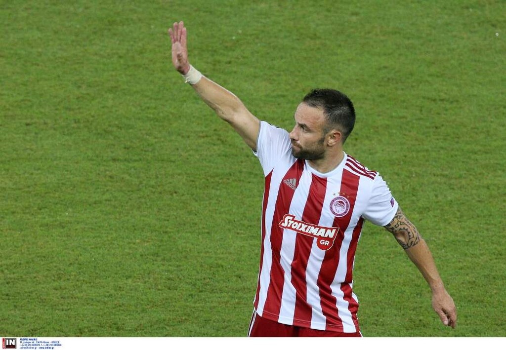 Ολυμπιακός-Τότεναμ 2-2: Το standing ovation στον Βαλμπουενά (videos&photos)