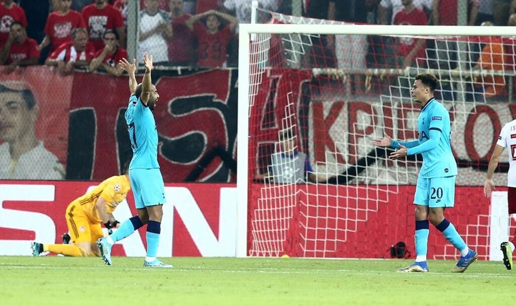 Ολυμπιακός – Τότεναμ: Σε πέντε λεπτά «παγώνουν» το Φάληρο οι Κέιν, Μόουρα (videos+photos)