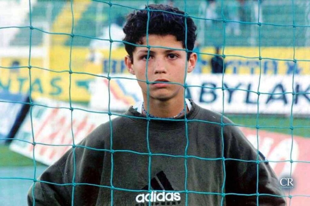 Σοκαριστική αποκάλυψη του Κριστιάνο: «Ζητούσαμε τα μπέργκερ που άφηνε ο κόσμος» (photos+video)